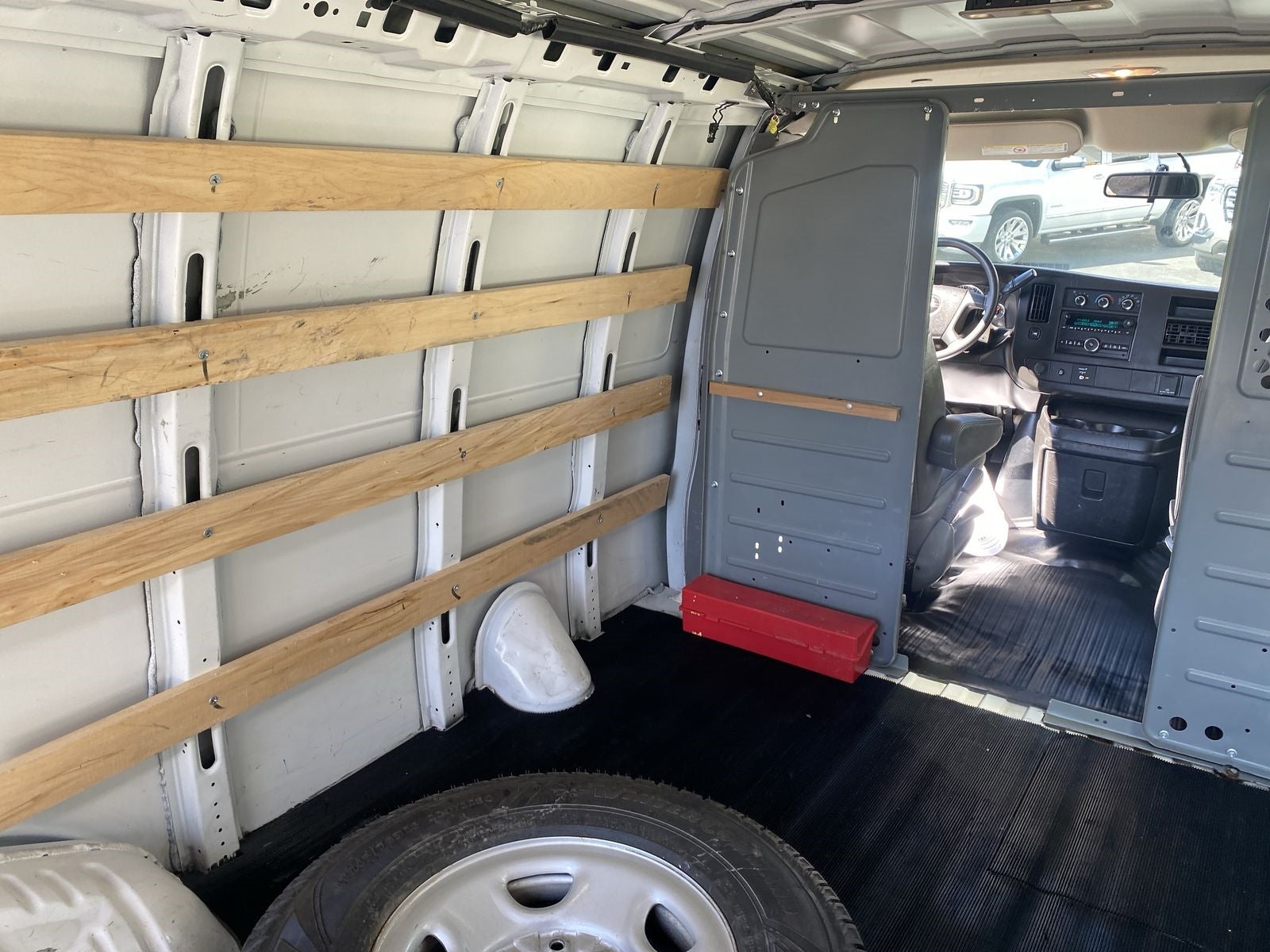 2018 GMC Savana Cargo Van Base